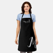 Monogrammed Liefde Zwart Schort met Naam (Gedragen)