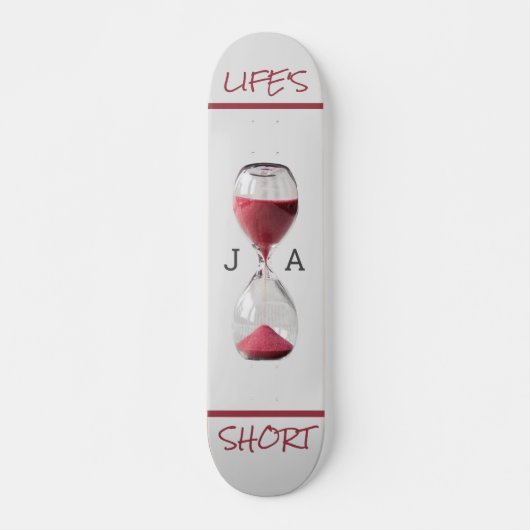 Monogrammed "Life's Short" Skateboard (Voorkant)
