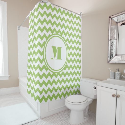 Monogrammed Lime Green and White Chevron Pattern Douchegordijn (In situ)
