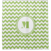 Monogrammed Lime Green and White Chevron Pattern Douchegordijn (Voorkant)