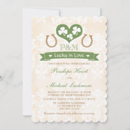 Monogrammed Lucky in Love Shamrock Wedding Kaart