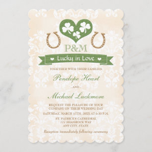 Monogrammed Lucky in Love Shamrock Wedding Kaart