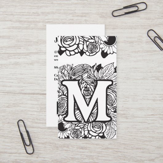 Monogrammed M Bloemen Zwart en Wit Bedrijf Logo Visitekaartje (Voorkant / Achterkant in situ)