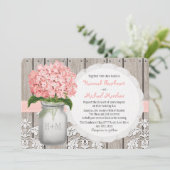 Monogrammed Mason Jar Pink Hydrangea Wedding Kaart (Staand voorkant)