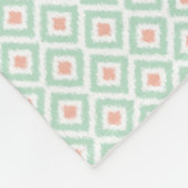 Monogrammed Mint Coral Diamonds Ikat Pattern Fleece Deken (Hoek)