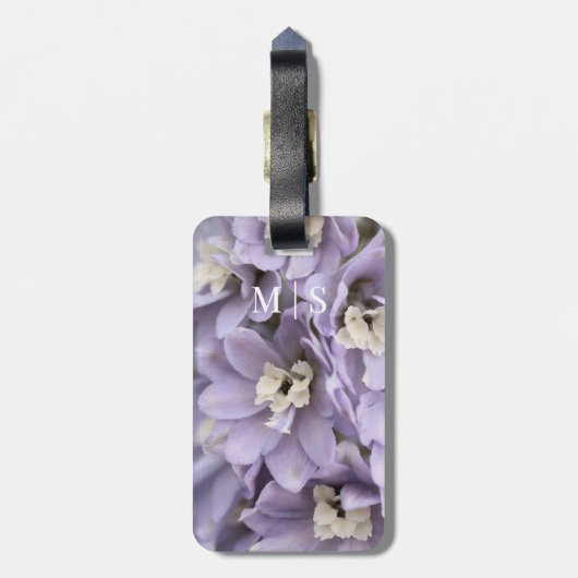 Monogrammed Mooie Paarse Delphinium Bloem Bagagelabel (Achterkant verticaal)