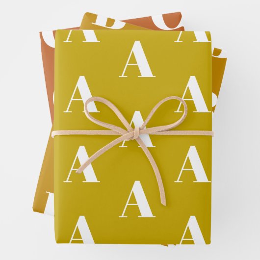 Monogrammed mosterdbrons shades custom Initiaal Inpakpapier Vel (In situ)