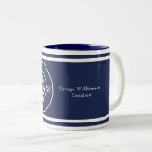 Monogrammed Nautical Navy Blue Anchor and Line Tweekleurige Koffiemok (Voorkant rechts)