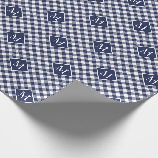 Monogrammed Navy Blue White Buffalo Check Pattern Cadeaupapier (Hoek)