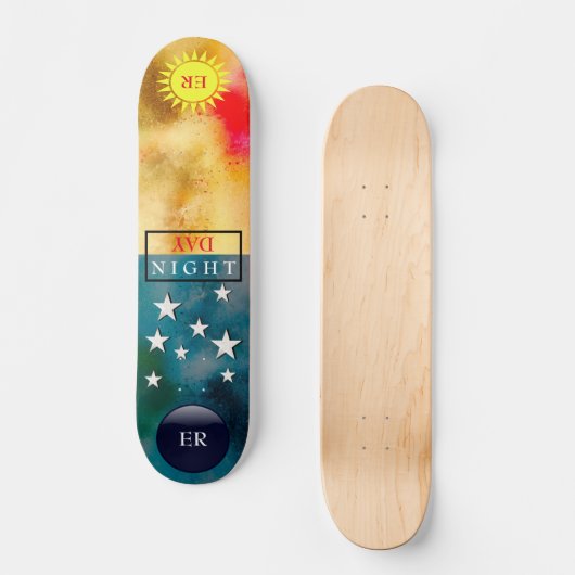 Monogrammed Night VS Day Skateboard (Voorkant)