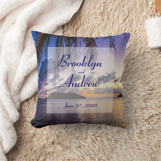 Monogrammed Paarse Beach Wedding Kussens (Deken)