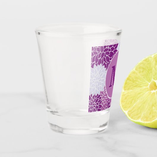 Monogrammed Paarse Floral Pattern Shot Glas (Links)