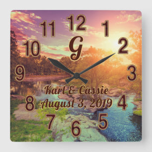 Monogrammed Personalized Clock, Rustic Wedding Vierkante Klok