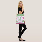 Monogrammed Pink en Green Canvas tas (Op model)