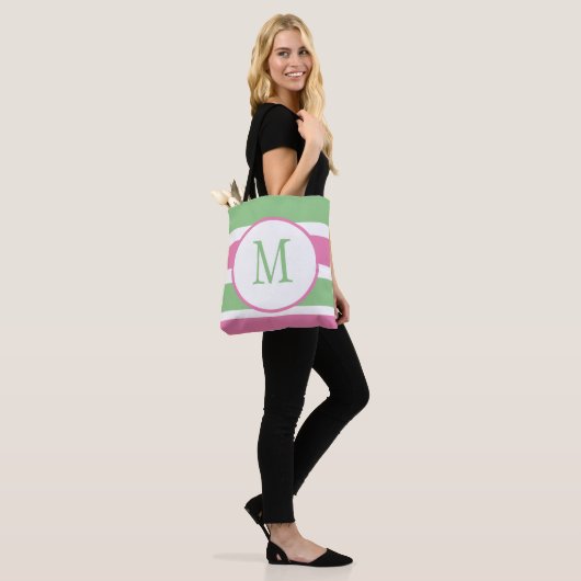 Monogrammed Pink en Green Canvas tas (Op model)