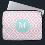 Monogrammed Pink Mint Diamond Ikat Pattern Laptop Sleeve<br><div class="desc">Stijlvol en stijlvol design is voorzien van een kleurrijk en trendy diamant met een mooi patroon en kan worden gepersonaliseerd met uw monogram,  initiaal,  naam of een tekst van uw keuze voor een perfect aangepast cadeau!</div>