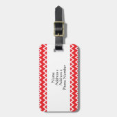 Monogrammed Red and White Chevron Pattern Bagagelabel (Voorkant verticaal)