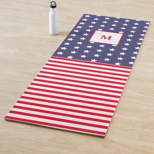Monogrammed Red White en Blue American Flag Yogamat (In situ)