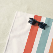 Monogrammed Retro Kleurrijke Strepen Gepersonalise Strandlaken (In situ)