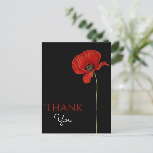 Monogrammed Rood Poppy op Zwart Dank u Briefkaart (Staand voorkant)