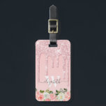Monogrammed Roos Gouden Glitter Druppelt Roze Bloe Bagagelabel<br><div class="desc">Modern, girly roos gouden glitter druppels naam en monogrammed ontwerp. Dit ontwerp is voorzien van blush roze rose goud glitter sparkle druppels op roze achtergrond. Aan de onderkant blozen roze waterverf roos bloemstuk. Inclusief een aangepaste gepersonaliseerde monogram initiaal en een voornaam tekst sjabloon in de hand geletterde script lettertype. Een...</div>