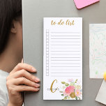 Monogrammed Roze en Gouden Bloemen om te doen Lijs Magnetisch Notitieblok<br><div class="desc">magnetisch notitieblok om te personaliseren met uw monogram. De sjabloon is ingesteld voor u om jouw naam en initiaal toe te voegen (maar u kunt beide secties leeg laten als u liever een of de andere hebt). Dit vrouwelijke ontwerp heeft roze en gouden bloemen met gebladerte en springende hand geletterde...</div>