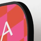Monogrammed roze en Oranje controlebord patroon Pickleball Paddle (Links Detail)