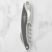 Monogrammed Rustic Chalkboard Groomsman Name Kurkentrekker (Achterkant)