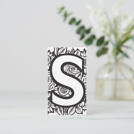 Monogrammed S Zwart-wit Bloemen QR Code Logo Visitekaartje (Staand voorkant)