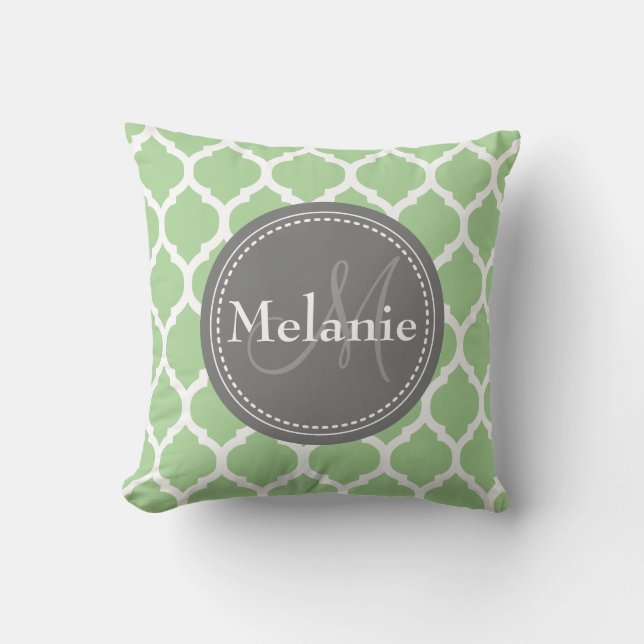 Monogrammed Sage Green & Grey Quatrefoil Kussen (Voorkant)