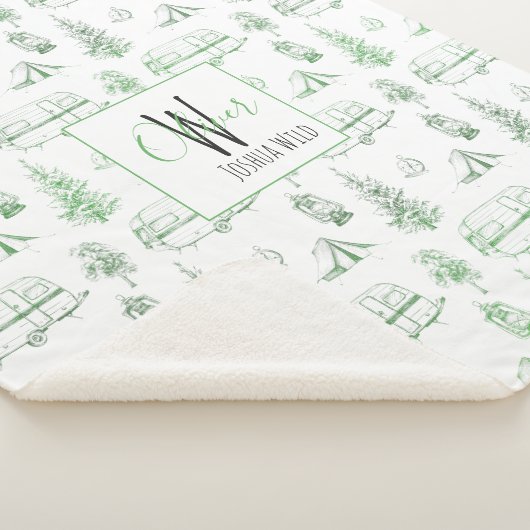 Monogrammed Sherpa Blanket | Groene Camping Bossen Sherpa Deken (3/4)