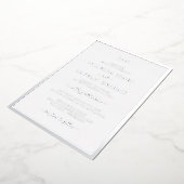 Monogrammed Silver Wedding Folie Uitnodiging (Gedraaid)