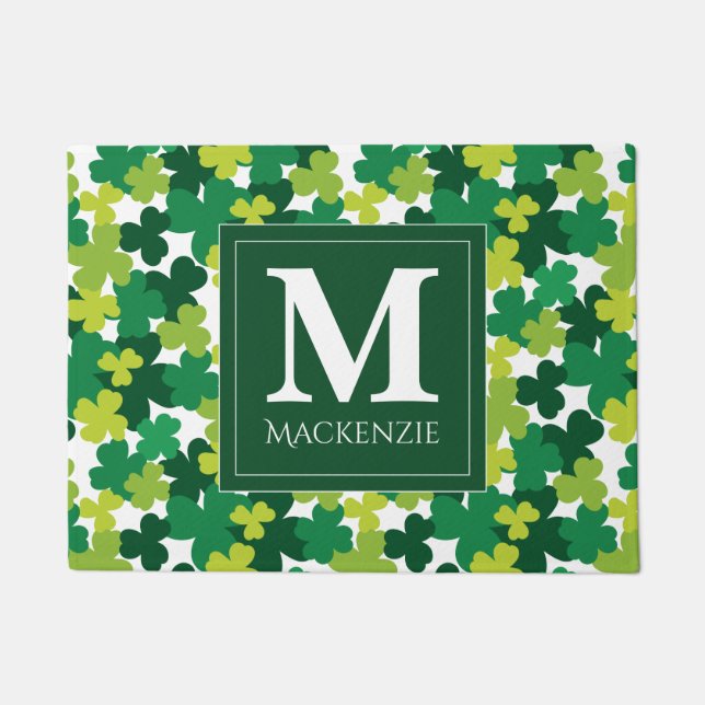 Monogrammed St. Patrick's Day Shamrocks Deurmat (Voorkant)