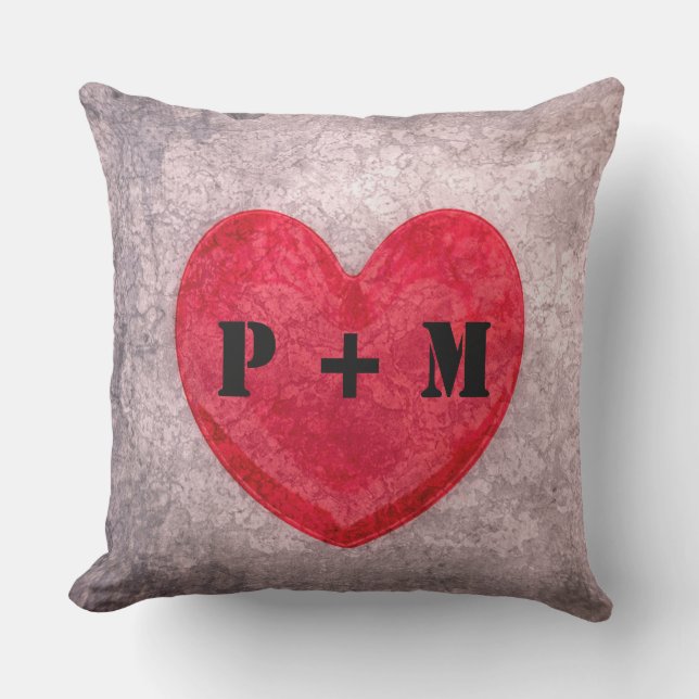 Monogrammed Stonewashed Heart Buitenkussen (Voorkant)