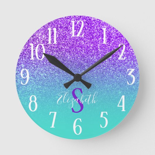 Monogrammed Turquoise en Violet Glitter Ombre Ronde Klok (Voorkant)