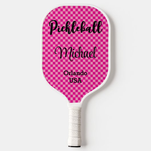 Monogrammed warme roze en roze controles pickleball paddle (Achterkant)