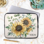 Monogrammed Waterverf  rustieke zonnebloem Laptop Sleeve<br><div class="desc">Voeg  charme toe aan uw laptopuiterlijk met onze Monogrammed Waterverf  Sunflower Shower laptophoes! Personaliseer het voor een unieke touch.</div>