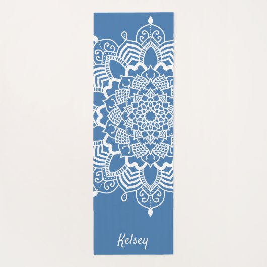 Monogrammed White & Blue Mandala Pattern Yoga Mat (Achterkant)