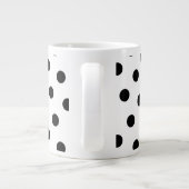 Monogrammed White en Black Polka Dots Grote Koffiekop (Achterkant)