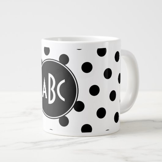 Monogrammed White en Black Polka Dots Grote Koffiekop (Voorkant rechts)