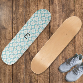 Monogrammed  witte bloemen Patroon Bloemen Persoonlijk Skateboard