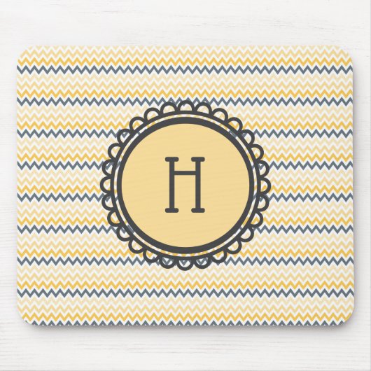 Monogrammed Yellow Gray Chevron Muismat (Voorkant)