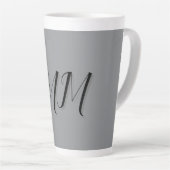 Monogrammed zwart grijs kalligrafie latte mok (Rechterhoek)