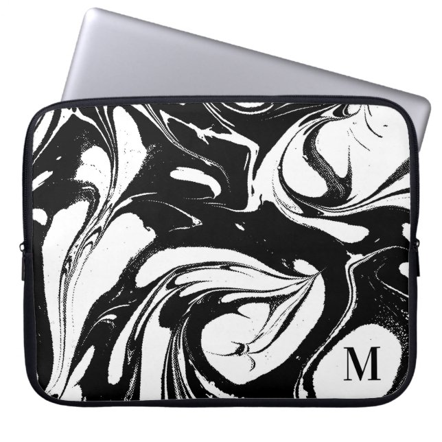 Monogrammed, zwart-witte marmertextuur laptop sleeve (Voorkant)