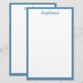 Monogrammen Aangepaste naam Kleur Dusty Blue Weddi Briefpapier (Voorkant / Achterkant)