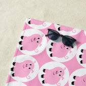 Monogrammen Cute Pink Pig Pattern Girls Animal Strandlaken (In situ)