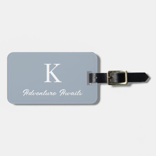 Monogrammen Dusty Blue Adventure wacht op geschenk Bagagelabel (Voorkant horizontaal)