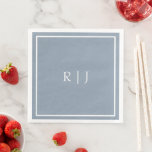 Monogrammen Dusty Blue White Initialen Eenvoudige  Servet<br><div class="desc">Ontworpen met tekst sjabloon voor monogrammed initialen die u kunt aanpassen!</div>