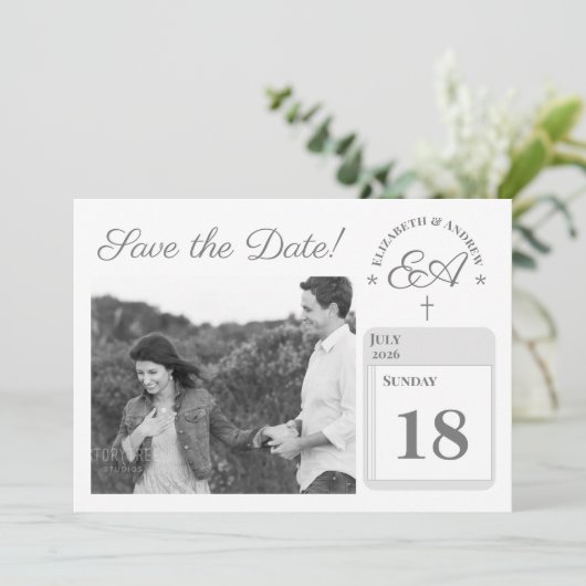Monogrammen katholiek save the date (Staand voorkant)