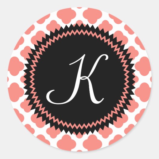 Monogrammen koraal roze-zwart Quatrefoil patroon Ronde Sticker (Voorkant)